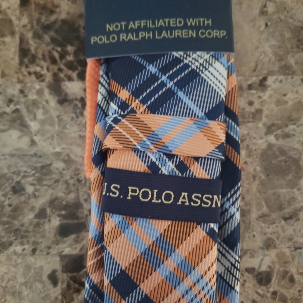 U.S. Polo Assn. 2PC Orange and Blue Plaid Neck Tie With Pocket Square. - Picture 4 of 5
